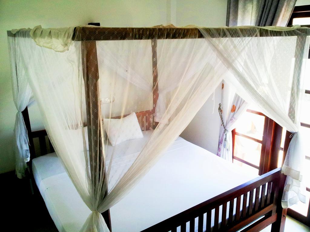 Ceylon Surf Guest And Restaurant Weligama Quarto foto