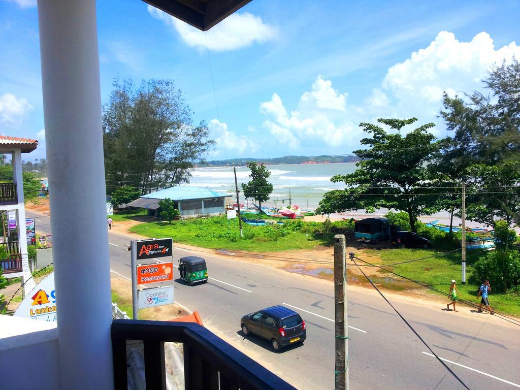 Ceylon Surf Guest And Restaurant Weligama Quarto foto