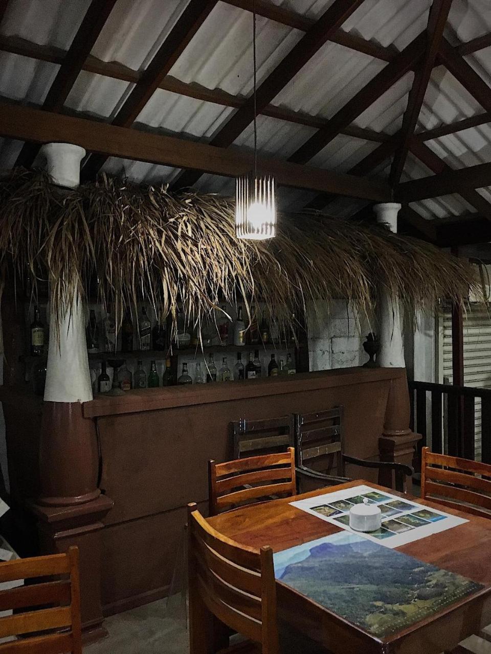Ceylon Surf Guest And Restaurant Weligama Exterior foto