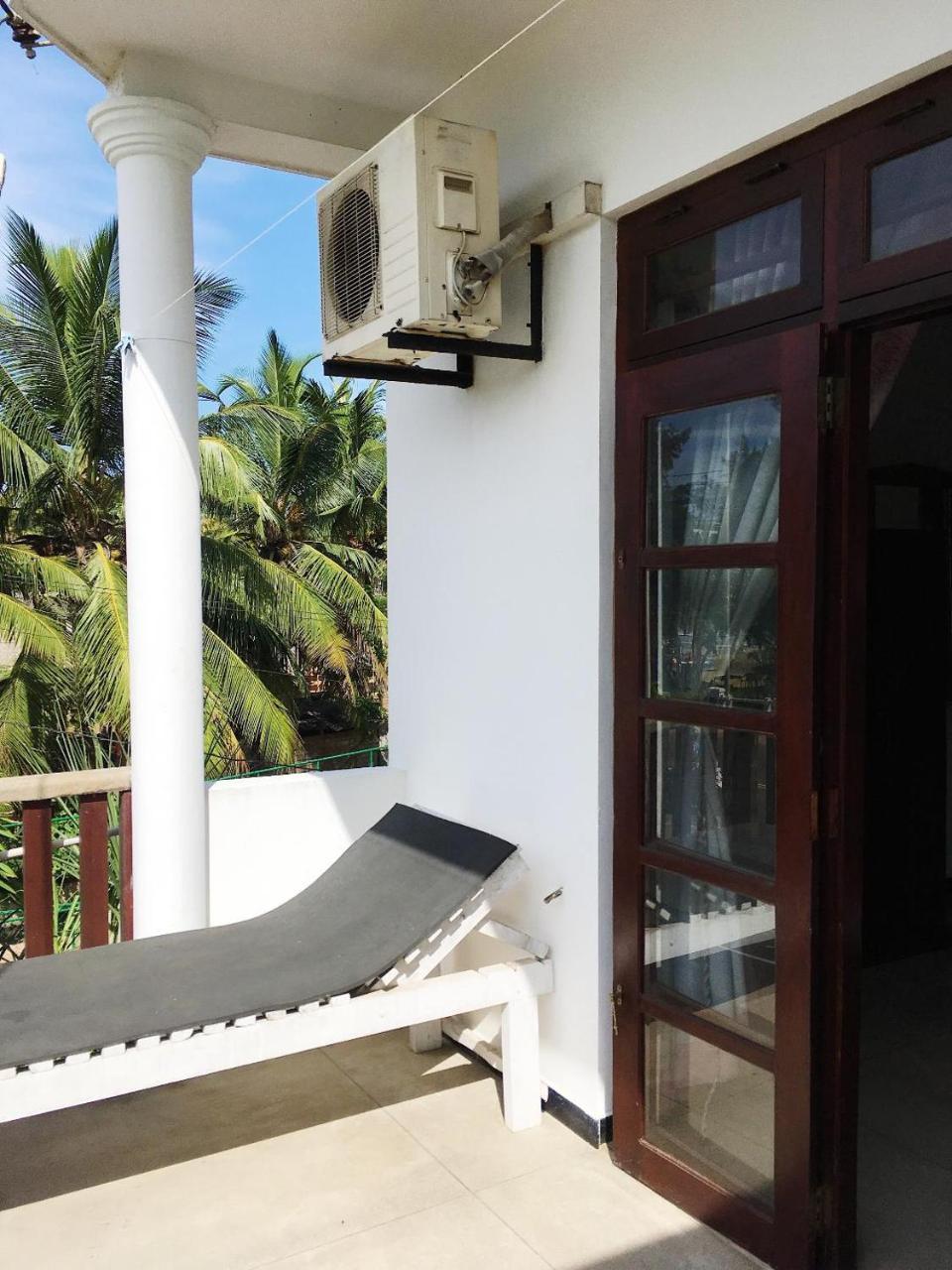 Ceylon Surf Guest And Restaurant Weligama Exterior foto